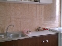 Drumul Taberei, metrou Favorit, proprietar