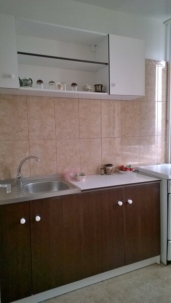 Drumul Taberei, metrou Favorit, proprietar